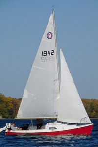 O'Day Mariner 19 sailboat